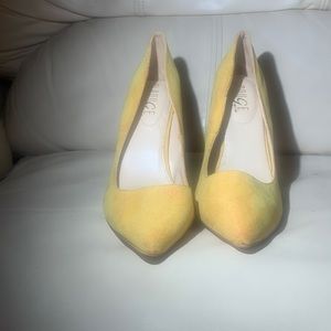 Mustard Yellow Suede Heels, never worn, Size 8